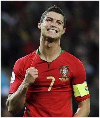 媒体人：CBA新赛季特许鞋名单仅剩胡明轩和赵继伟（仅剩胡明轩与赵继伟入选CBA新赛季特许鞋名单）