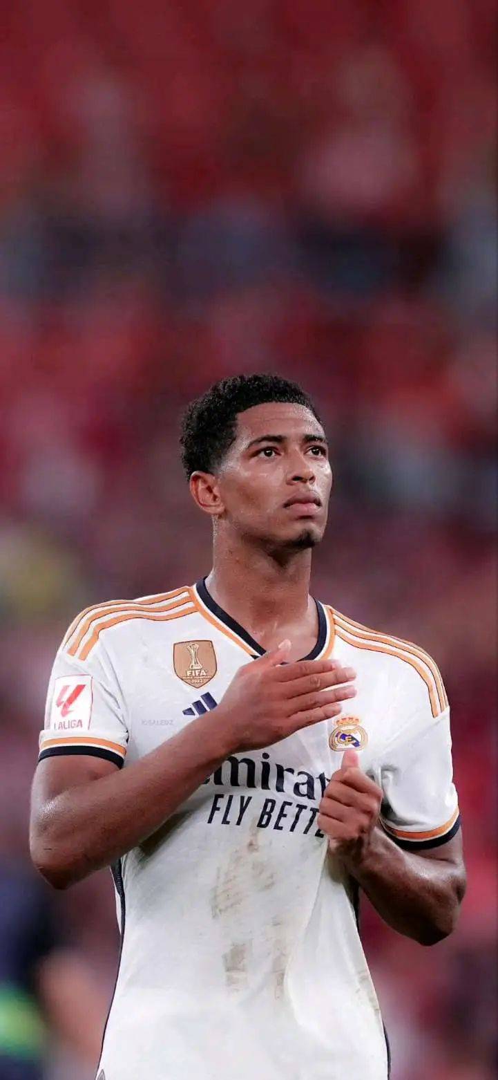 退役巡演都不给？如何评价快船深夜送保罗回家并裁掉的操作？（快船深夜遣返并裁掉保罗，退役巡演无望？如何看待这一操作）