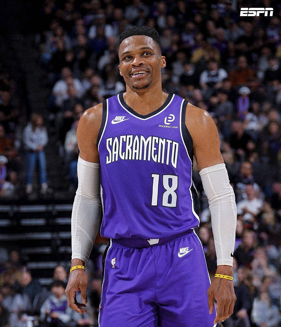 特狮社媒祝福阿尔巴：我们曾一起赢得无数荣誉，祝你未来一切顺利（特狮社媒致敬阿尔巴：并肩收获无数荣誉，愿你前程似锦）