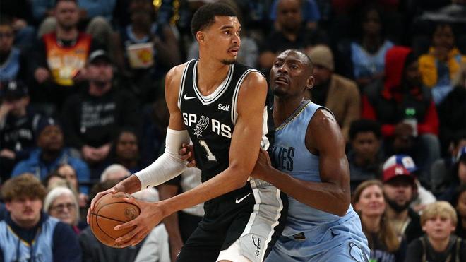 足球训练如何科学安排？（足球训练的科学规划指南）