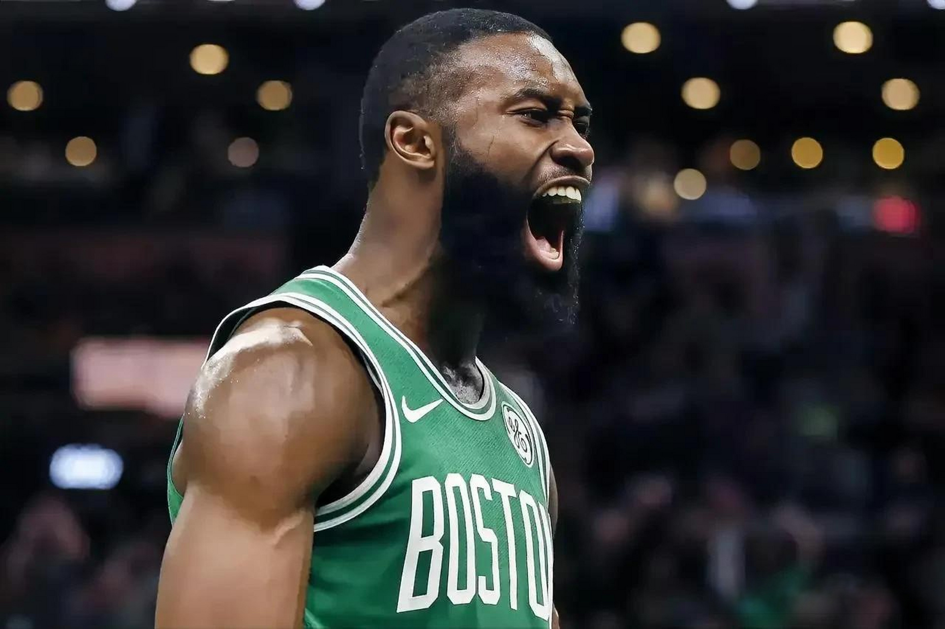 维埃里：现在拿皮奥和其他人比较毫无意义，应该让他安心踢球（维埃里：别再拿皮奥跟他人对比了，让他专心踢球才是正道）