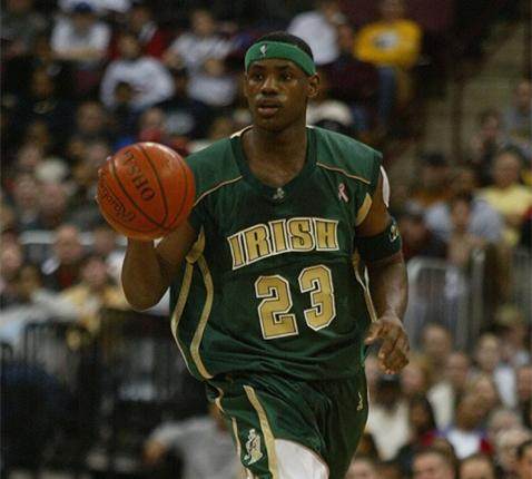 亚马尔：外界一直在说我的腹股沟痛和心情不好，那些全是假的（亚马尔辟谣：关于腹股沟疼痛与情绪不佳的说法并不属实）