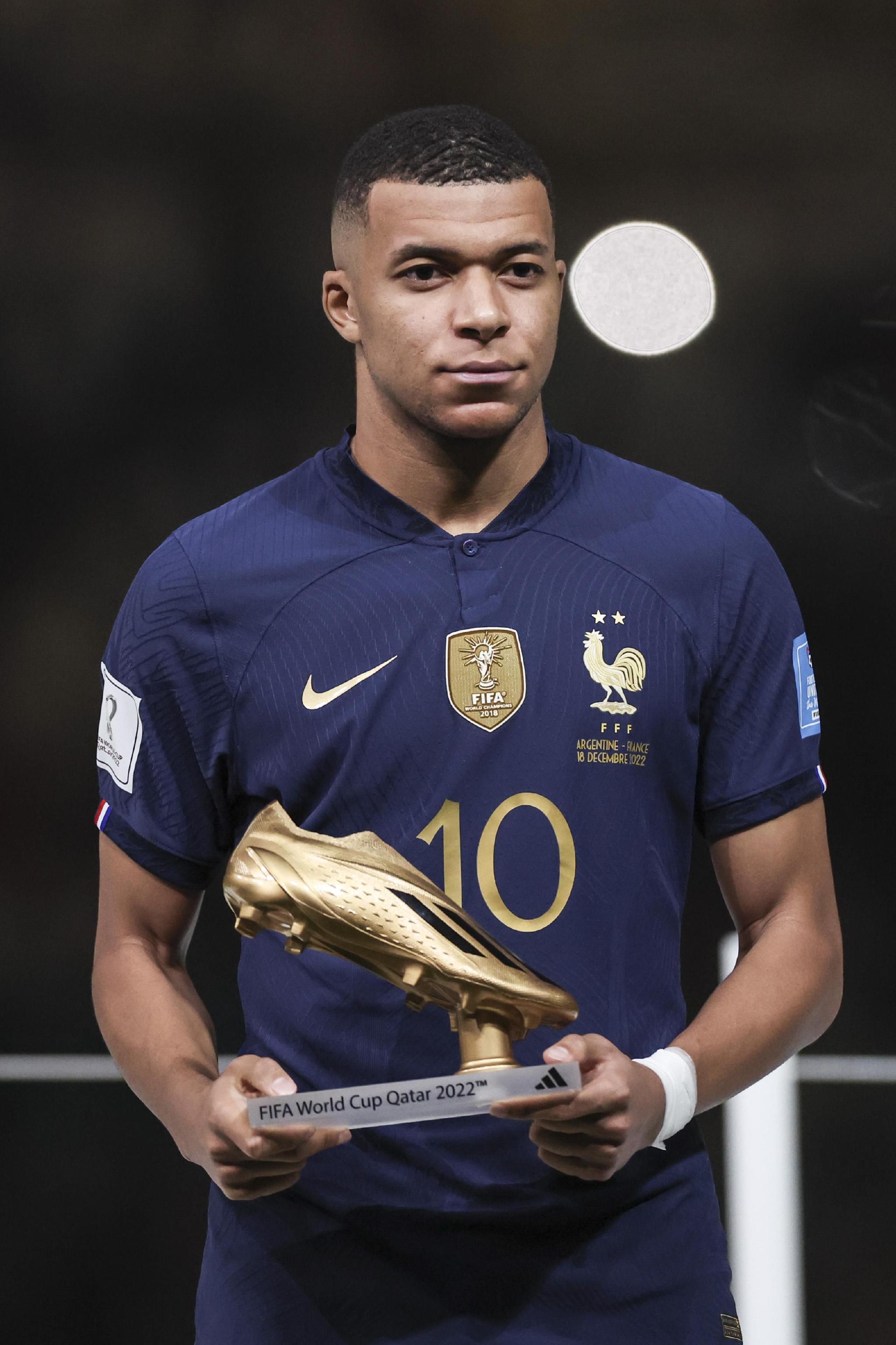 哈曼专栏：斯洛特的日子已经不多，相信利物浦已与克洛普接触（哈曼专栏：斯洛特帅位岌岌可危，利物浦或已与克洛普取得联系）