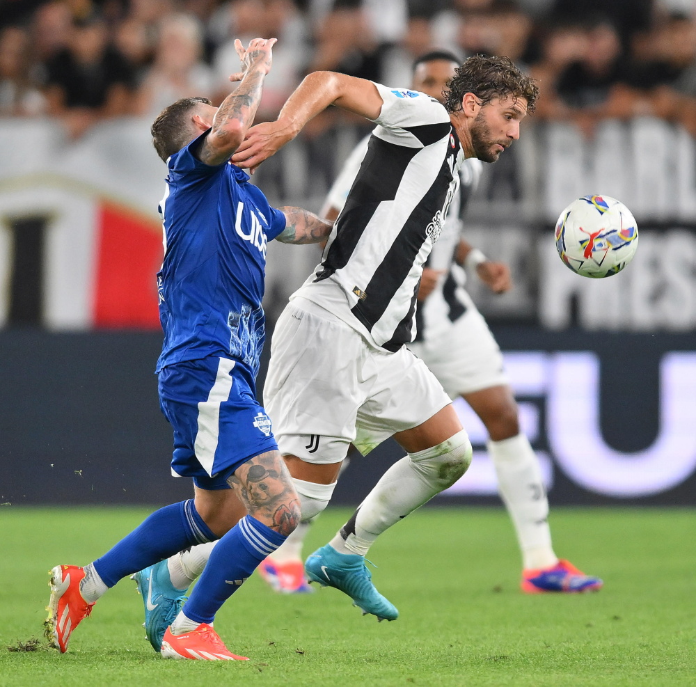 小赫内斯：凯恩的射门不管远近都很精准，我们没有防守到位（小赫内斯：凯恩远近皆准，我们防守未到位）