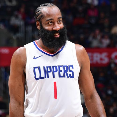 米利唐腿筋重伤或休战三个月，皇马后防再添危机（米利唐腿筋重伤恐缺席三个月，皇马防线再遭打击）