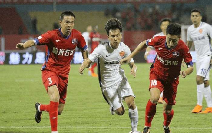 甘锐：主教练反复强调亚冠一定要拼，韦世豪也冒着风险上场了